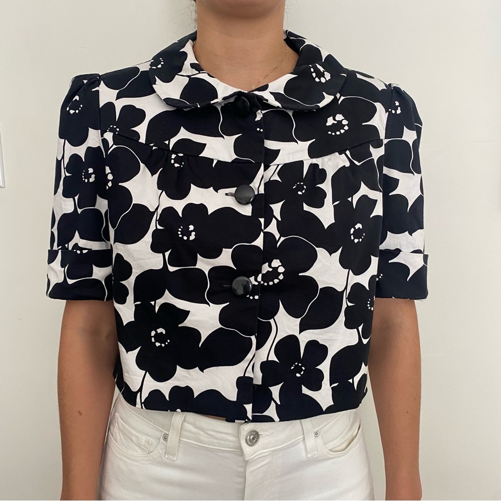 Adorable cropped pea style jacket, so cute to wear as a top for work!
